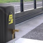 موتور درب ریلی زنجیری چیست و نحوه عملکرد آن چگونه است؟